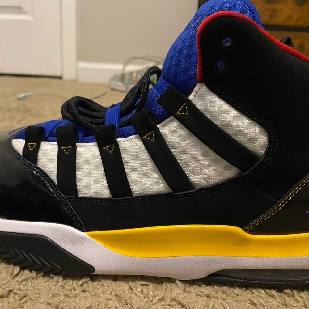 Jordan max aura Sz 11.5